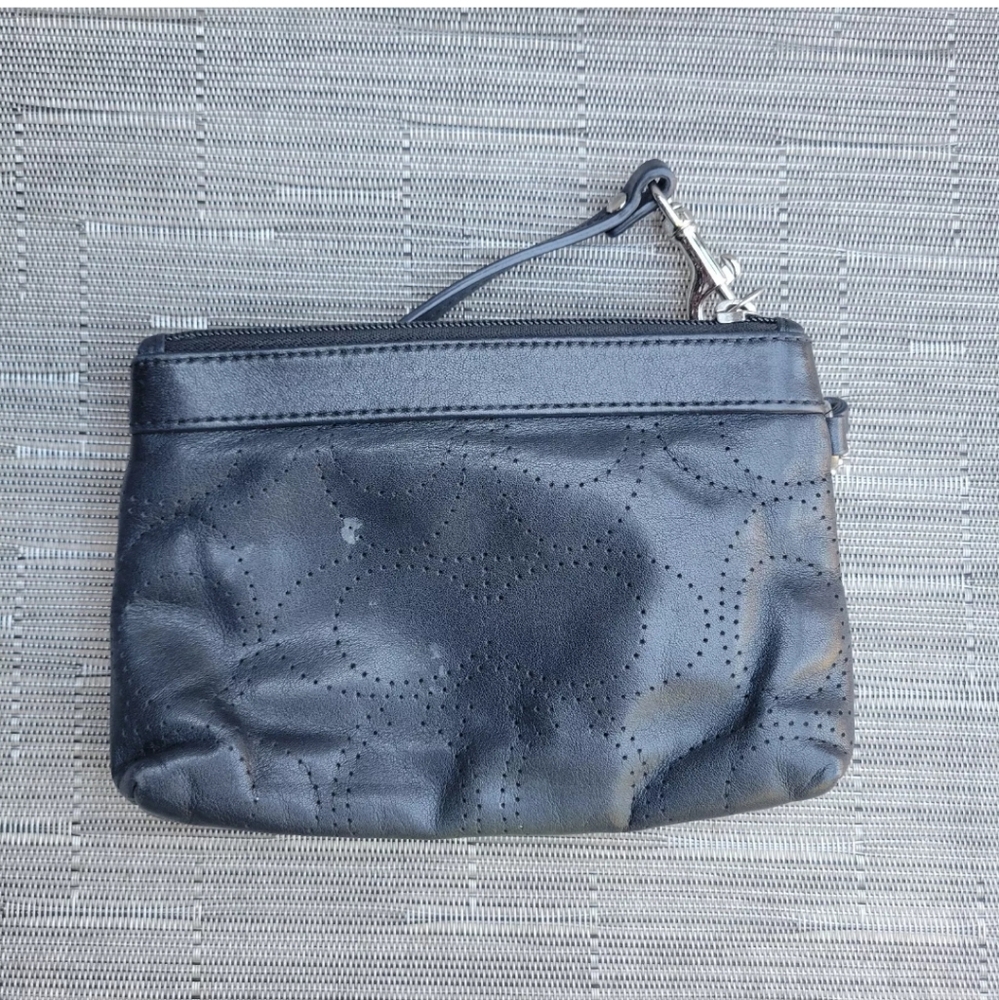 Coach Wristlet - Picture 3 of 4